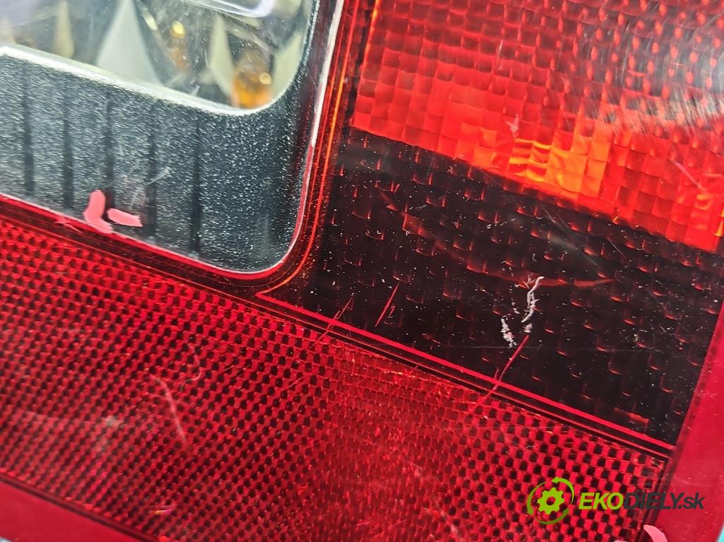 Land rover Range Rover sport I L320 3.6 TD V8 368DT 272 hp automatic 200 kW 3628 cm3 5- světlo zadní levé XFB500430 (Klika dveří ostatní)