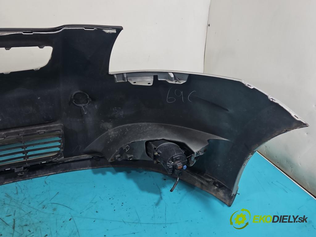 Toyota Auris I 2006-2013 2.0 D4D 126 HP manual 93 kW 1998 cm3 5- nárazník predné  (Kľučka dverí ostatné)