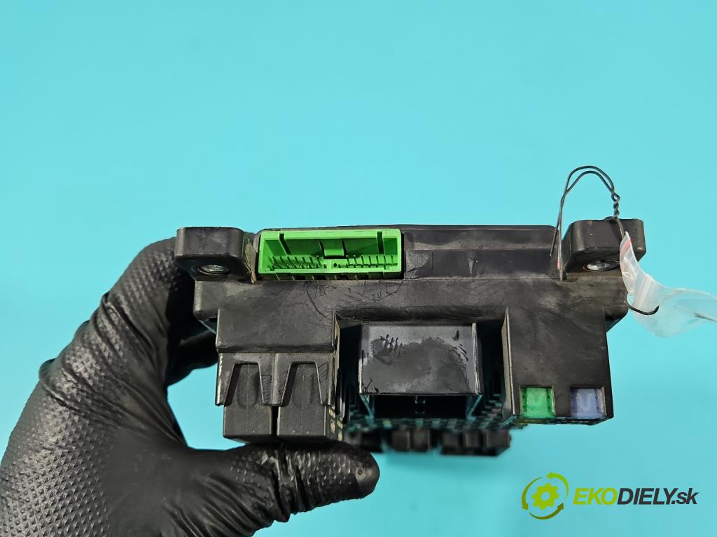 Land rover Range Rover sport I L320 3.6 TD V8 272 HP automatic 200 kW 3628 cm3 5- riadiaca jednotka ostatné YQE500420