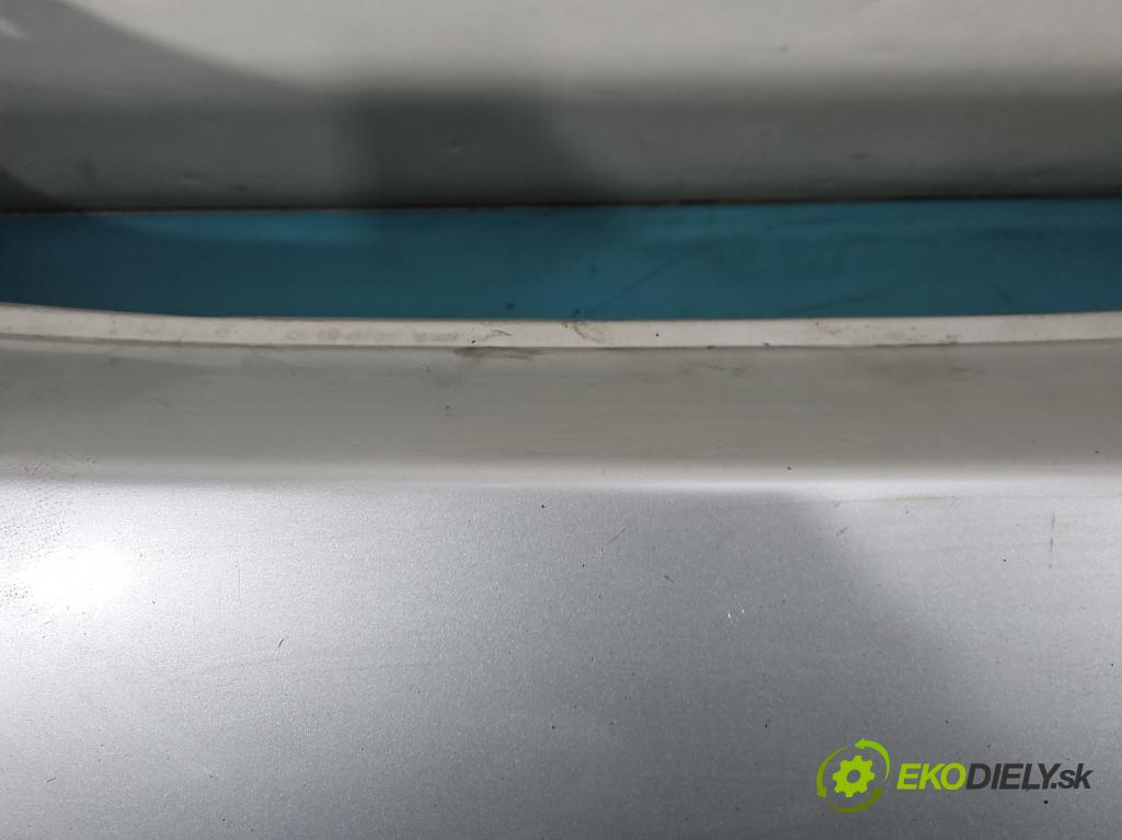 Toyota Auris I 2006-2013 2.0 D4D 126 hp manual 93 kW 1998 cm3 5- nárazník zadní 52159-02400 (Klika dveří ostatní)