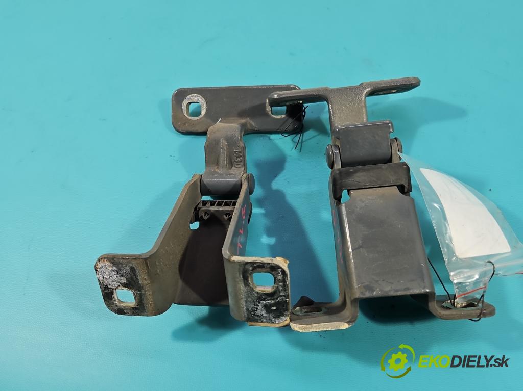 Renault Express 1.5 dci 95 hp manual 70 kW 1461 cm3 5- Závěs: dveře zadní levý 9913R00001