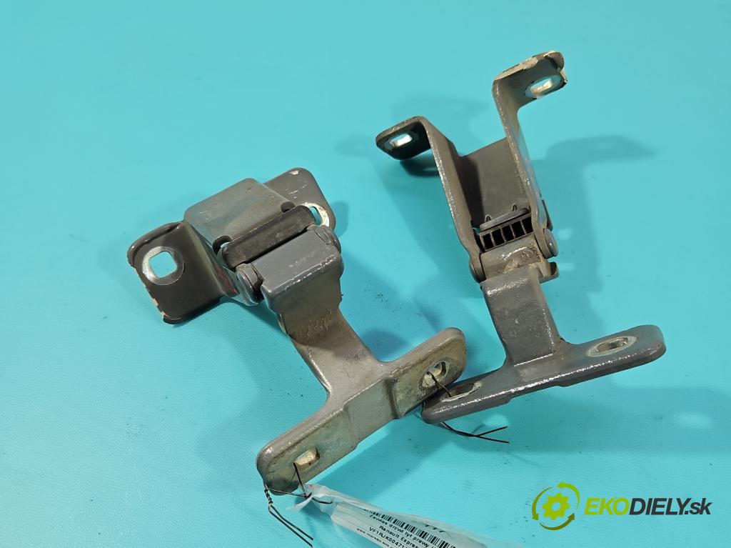 Renault Express 1.5 dci 95 hp manual 70 kW 1461 cm3 5- Závěs: dveře zadní pravý R9913R00001