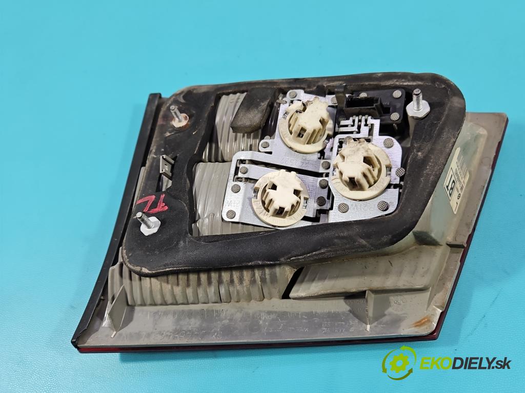 Opel Vectra C 2002-2008 1.9 cdti 150 hp manual 110 kW 1910 cm3 5- světlo zadní levé 24469463 (Klika dveří ostatní)