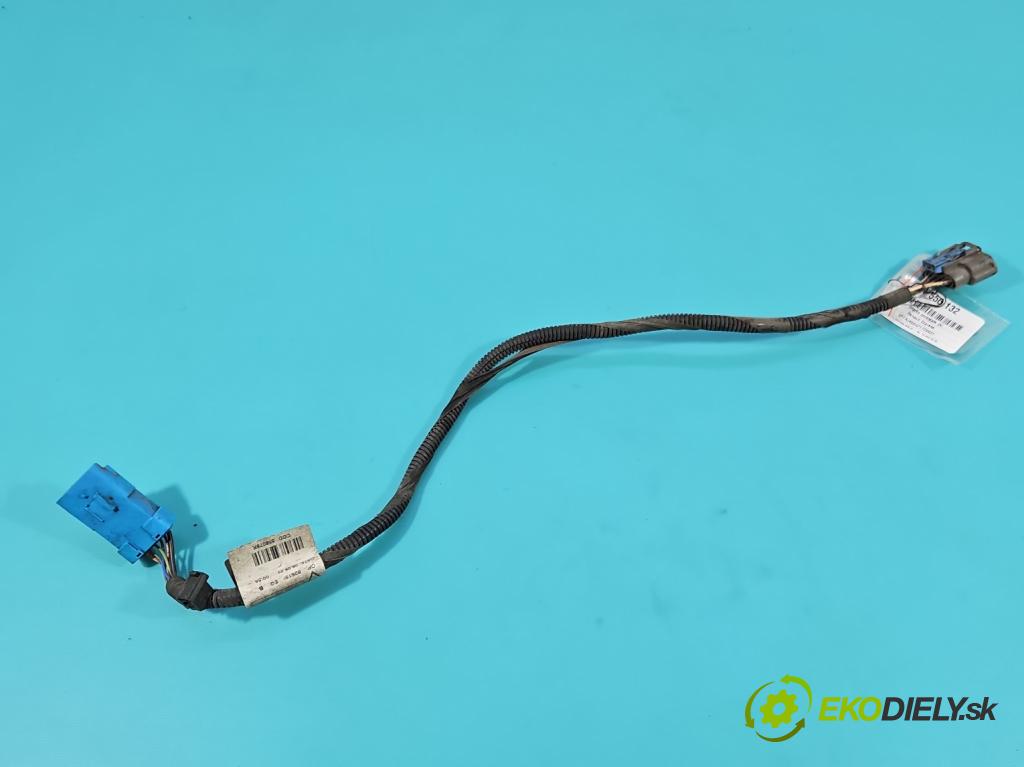 Renault Express 1.5 dci 95 HP manual 70 kW 1461 cm3 5- Zväzok: ostatné 558076R