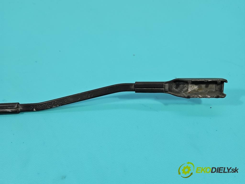 Renault Express 1.5 dci 95 hp manual 70 kW 1461 cm3 5- rameno stěrače levé 288817245R