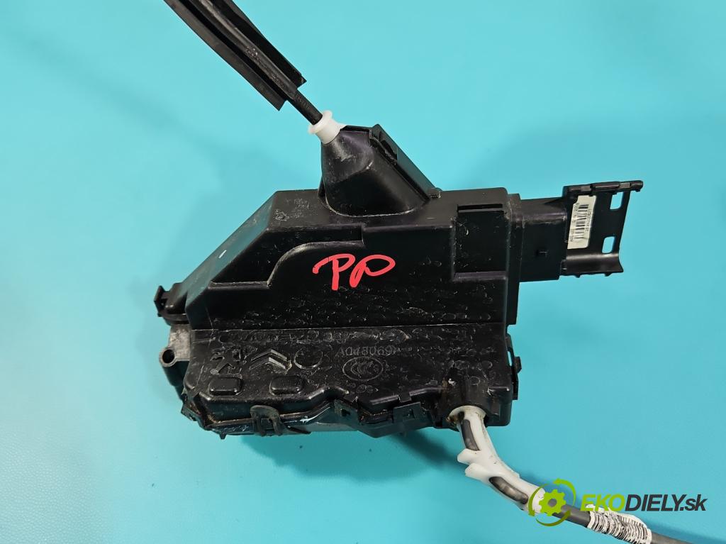 Peugeot 508 II 2018- 1.6 224hp automatic 165 kW 1598 cm3 5- zámok predné pravý 165205