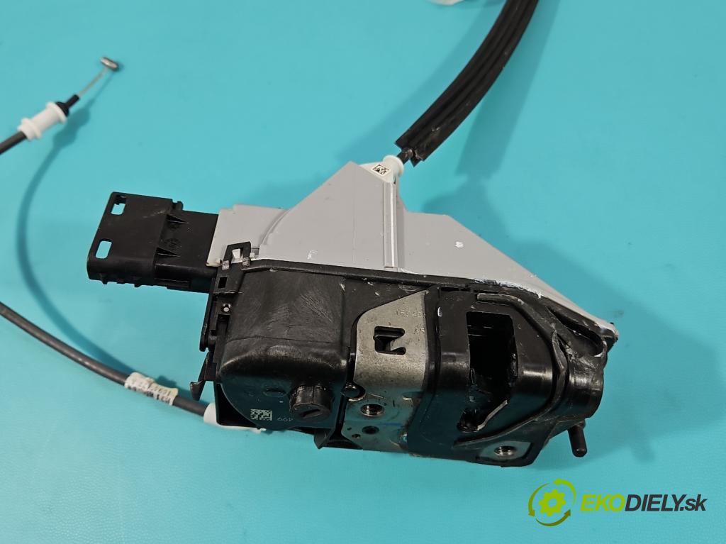 Peugeot 508 II 2018- 1.6 224hp automatic 165 kW 1598 cm3 5- zámok zadné pravý 131499