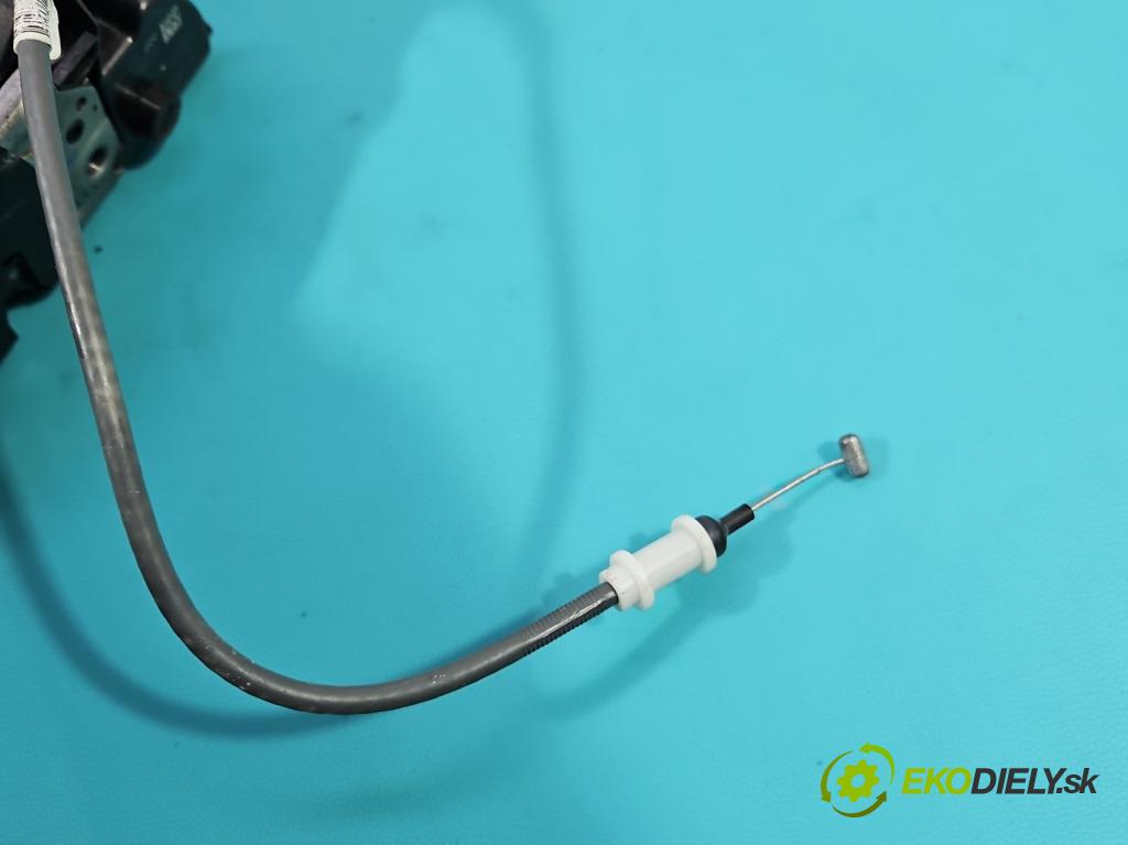 Peugeot 508 II 2018- 1.6 224hp automatic 165 kW 1598 cm3 5- zámok zadné pravý 131499