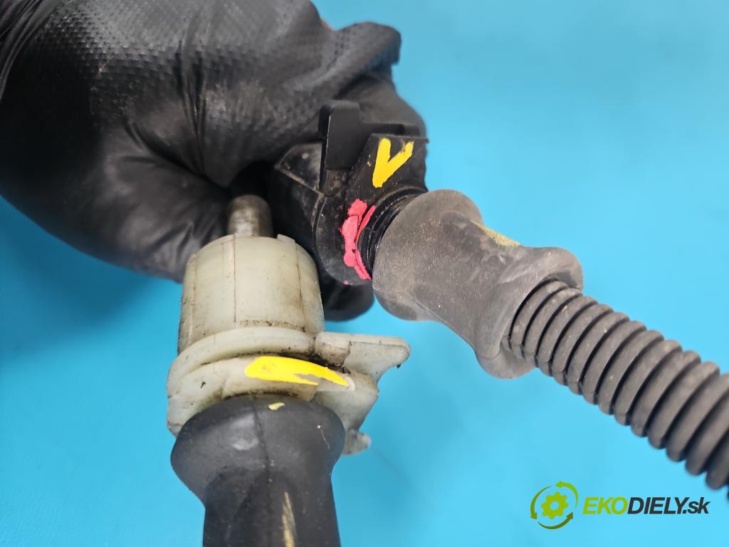 Renault Express 1.5 dci 95 hp manual 70 kW 1461 cm3 5- kulisa změny stupňová 341018156R (Řadicí páka (kulisa) )