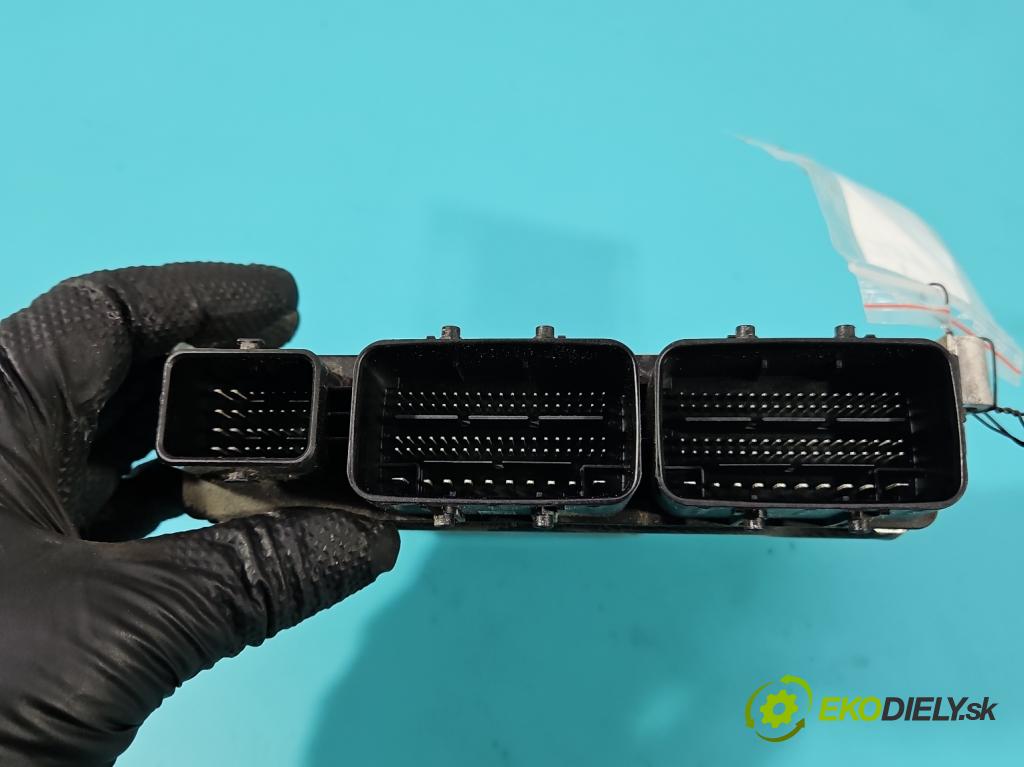 Renault Express 1.5 dci 95 HP manual 70 kW 1461 cm3 5- riadiaca jednotka motora 0281021117