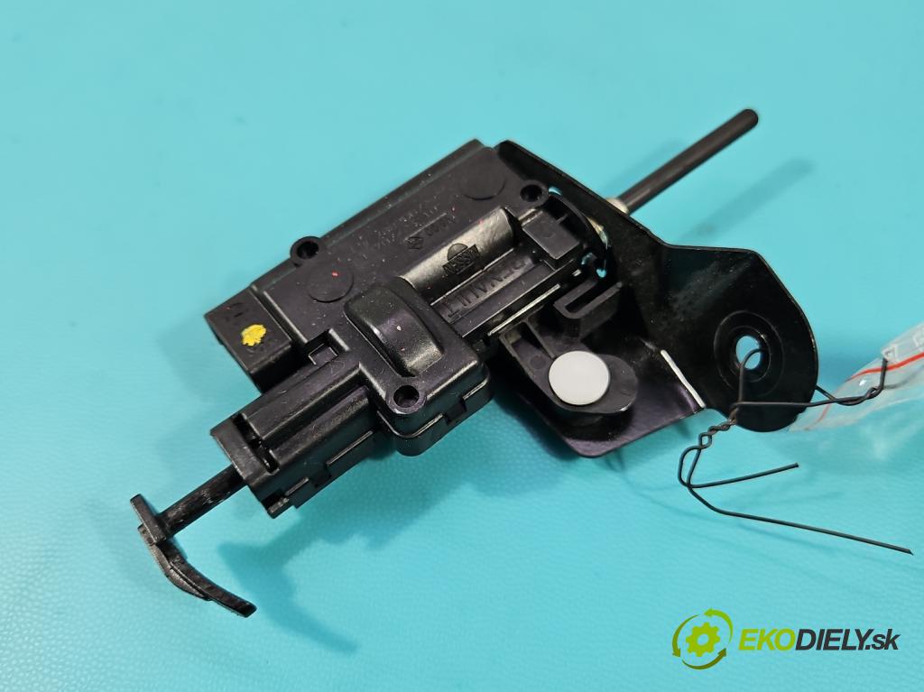 Renault Express 1.5 dci 95 HP manual 70 kW 1461 cm3 5- Aktuátor: papuče: nádrže palivo 788266729R