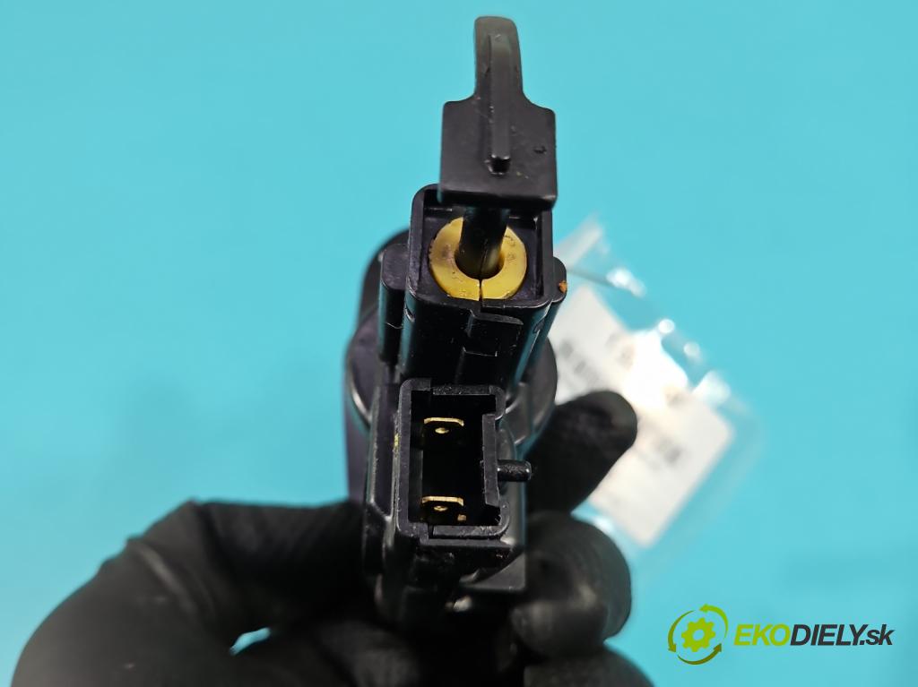 Renault Express 1.5 dci 95 HP manual 70 kW 1461 cm3 5- Aktuátor: papuče: nádrže palivo 788266729R