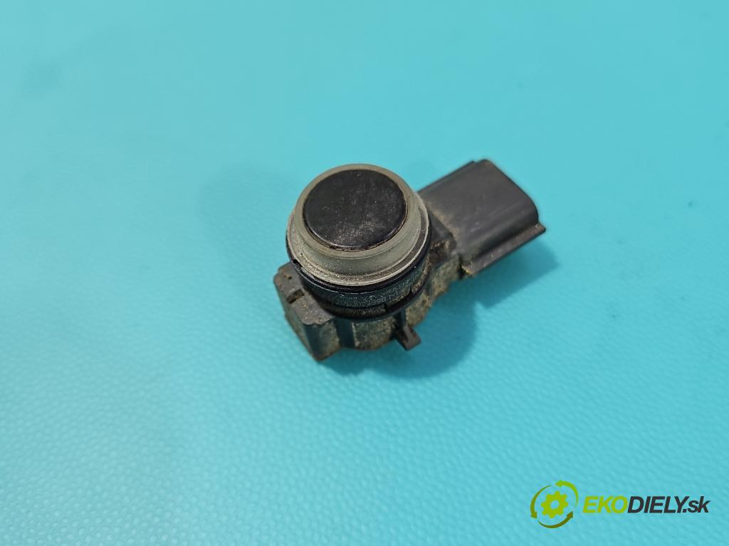 Renault Express 1.5 dci 95 hp manual 70 kW 1461 cm3 5- snímač parkování 0263023998