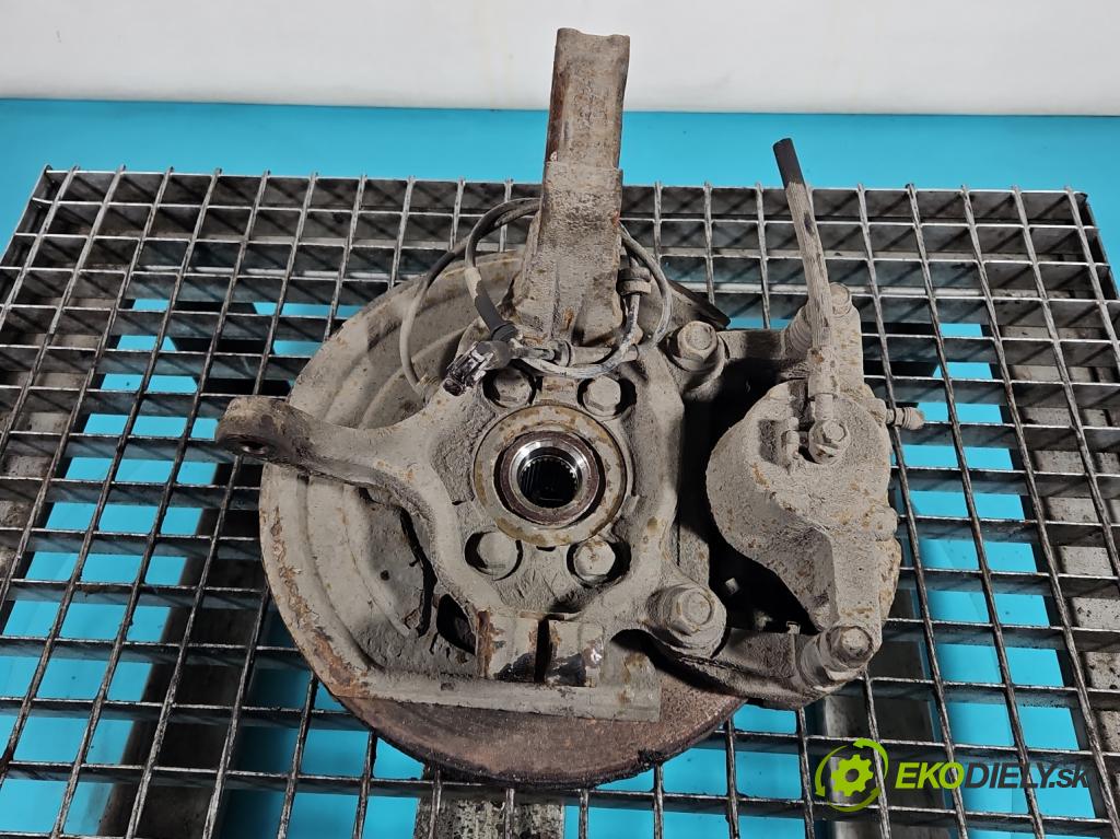 Nissan Qashqai I J10 2006-2013 1.6 16V HR16DE: 117 HP manual 86 kW 1598 cm3 5- náboj ľavé  (Náboj kolesa)