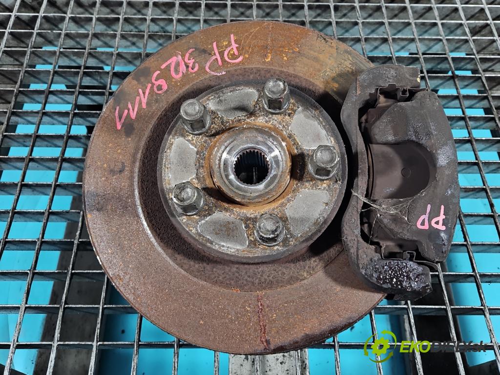 Nissan Qashqai I J10 2006-2013 1.6 16V HR16DE: 117 HP manual 86 kW 1598 cm3 5- náboj pravé  (Náboj kolesa)