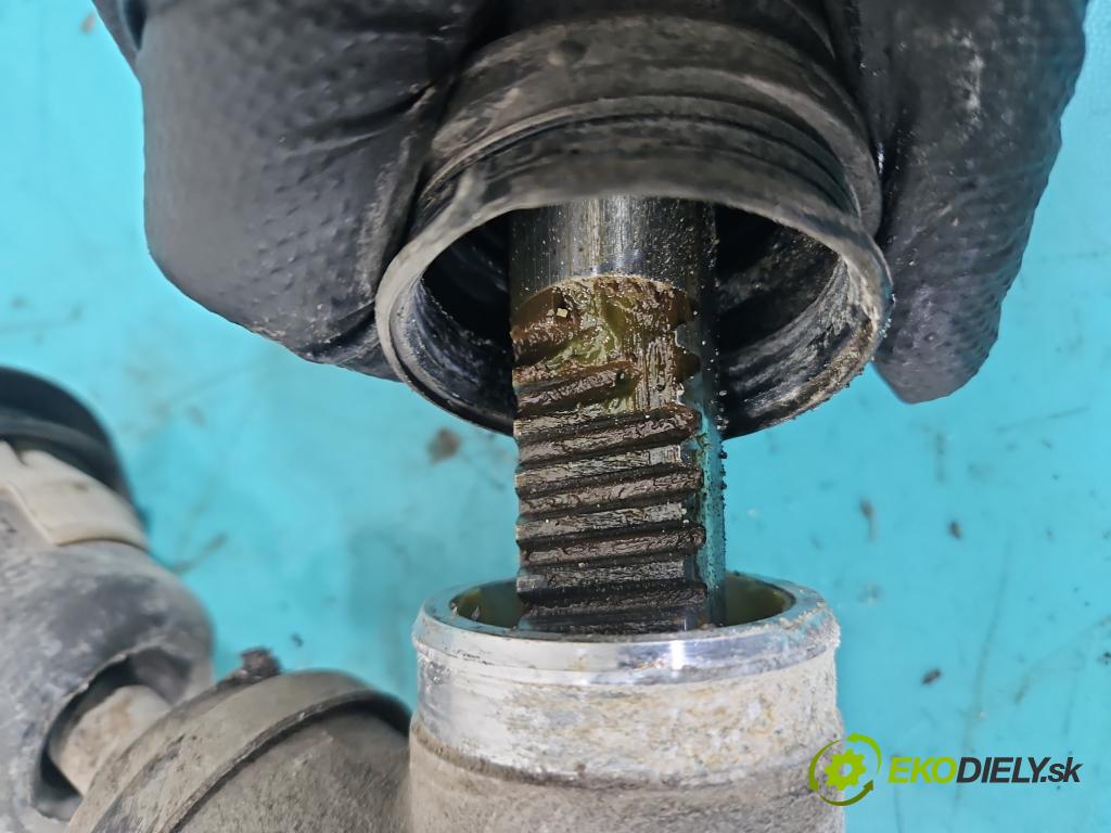 Nissan Qashqai I J10 2006-2013 1.6 16V 117 HP manual 86 kW 1598 cm3 5- Ozubené kolo: volant 48001-JD90B