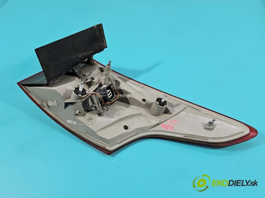 Ford Focus Mk3 2010-2018 1.6 tdci 95 hp manual 70 kW 1560 cm3 5- světlo zadní levé F1EB-13405-D (Klika dveří ostatní)