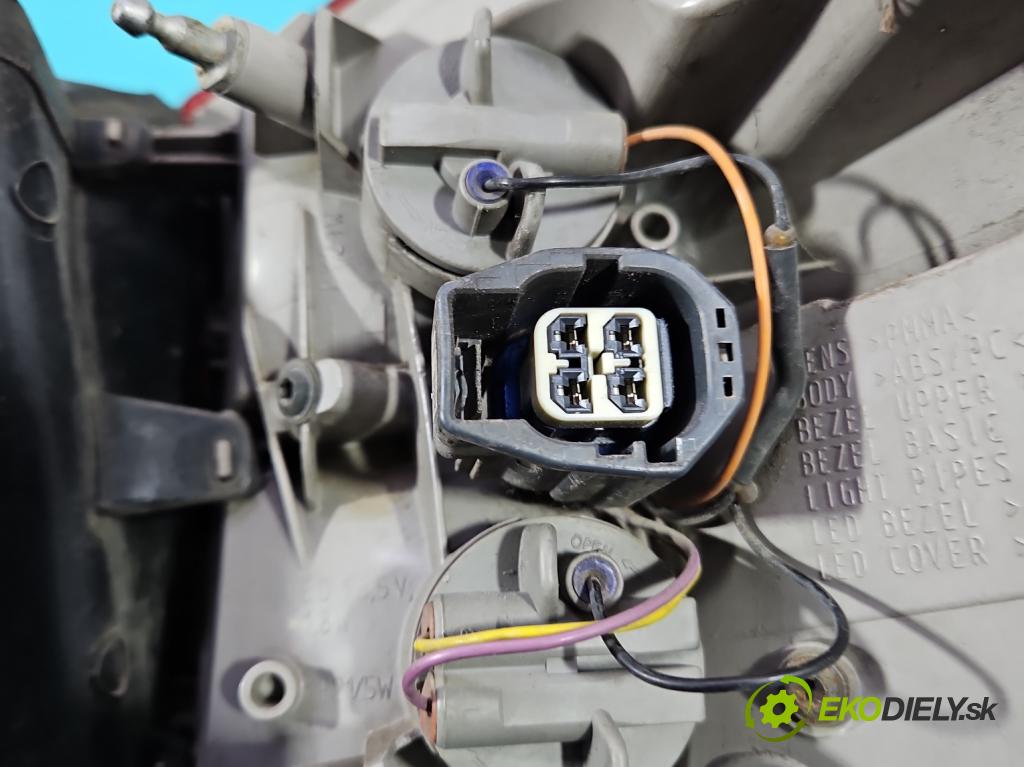 Ford Focus Mk3 2010-2018 1.6 tdci 95 hp manual 70 kW 1560 cm3 5- světlo zadní levé F1EB-13405-D (Klika dveří ostatní)