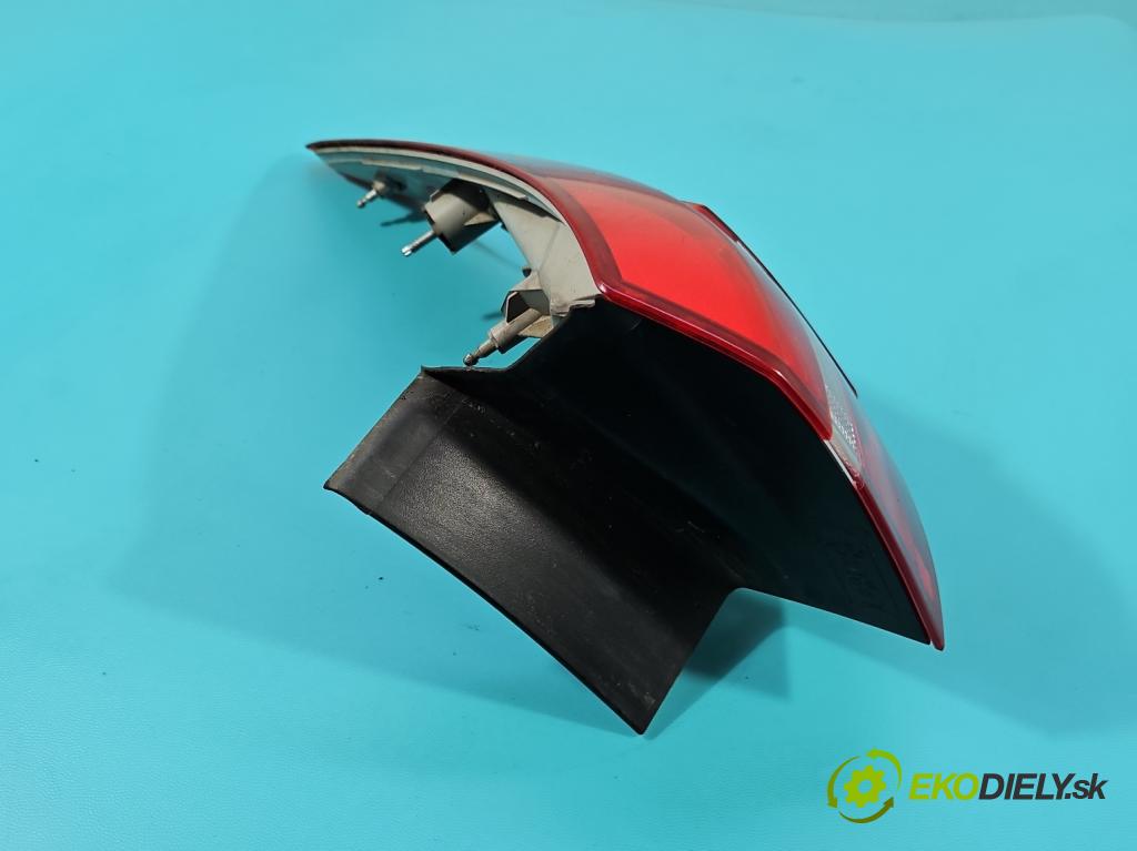 Ford Focus Mk3 2010-2018 1.6 tdci 95 hp manual 70 kW 1560 cm3 5- světlo zadní pravé F1EB-13404-D (Klika dveří ostatní)