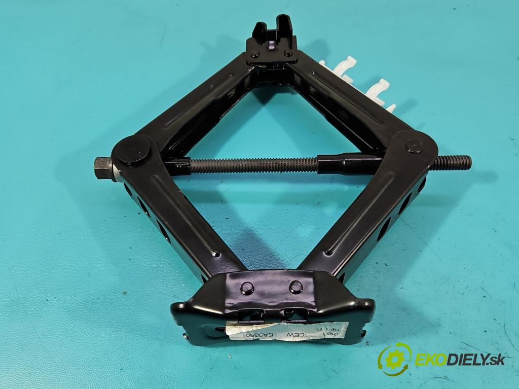 Ford Focus Mk3 2010-2018 1.6 tdci 95 HP manual 70 kW 1560 cm3 5- mechanizmus okna automobilovy DCP9-17035-AA