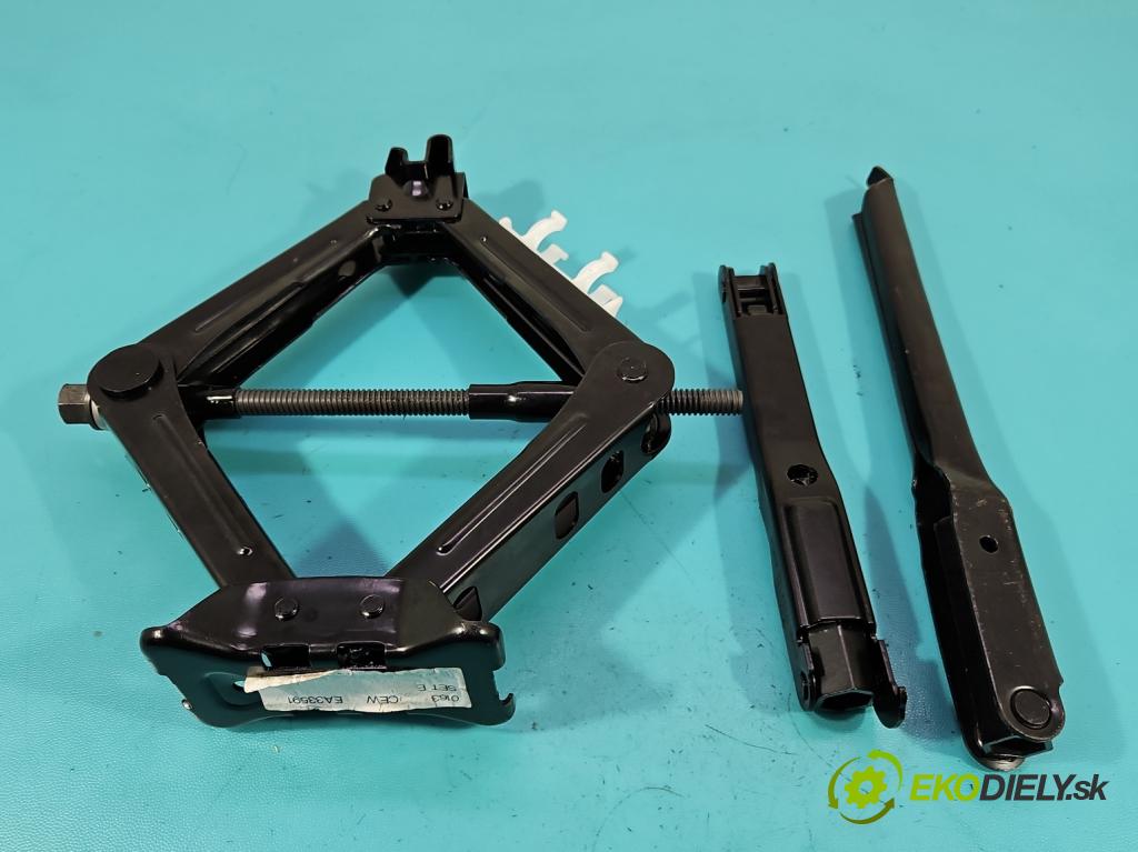 Ford Focus Mk3 2010-2018 1.6 tdci 95 hp manual 70 kW 1560 cm3 5- mechanismus stahování automobilový DCP9-17035-AA