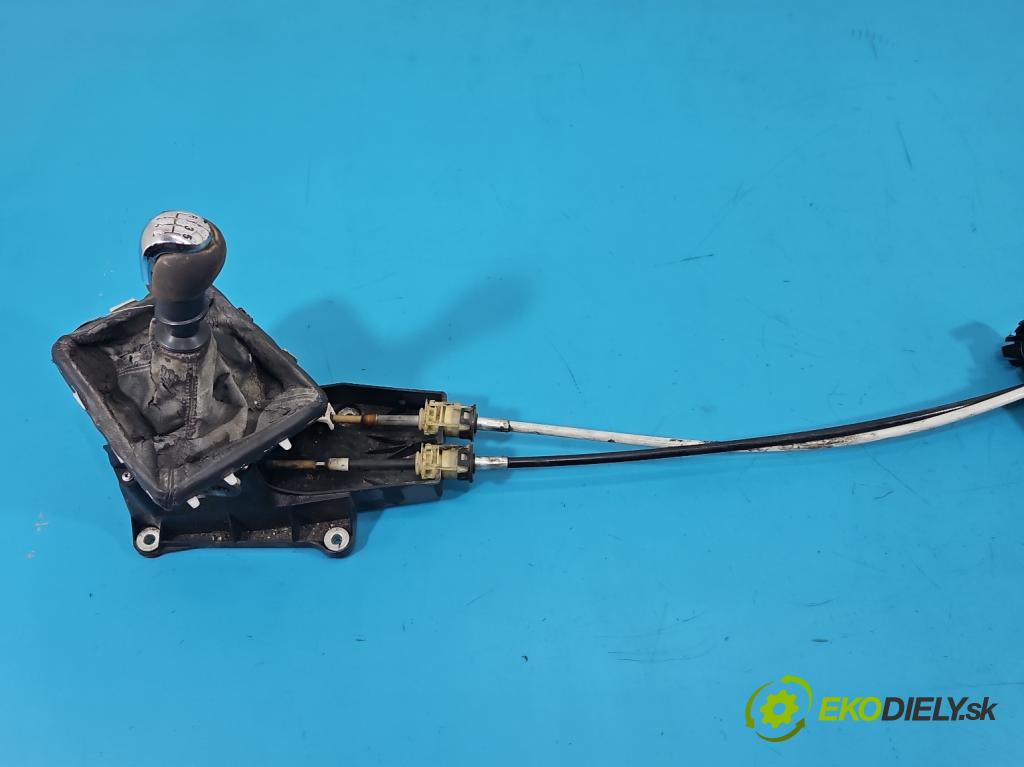 Opel Vectra C 2002-2008 1.9 cdti 150 HP manual 110 kW 1910 cm3 5- Páka: Změny: stupeň,rýchlosť 13106476 (Rýchlostná páka (kulisa))