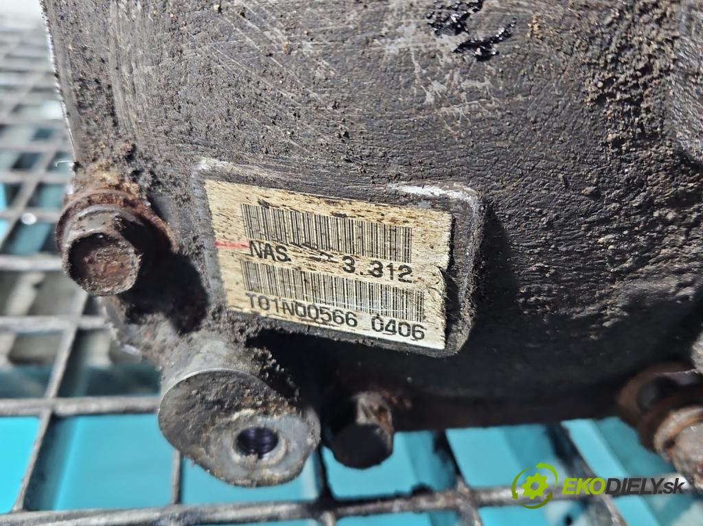 Mitsubishi Outlander I 2003-2006 2.0 16V 136 HP manual 100 kW 1997 cm3 5- Most: zadní: T01NQ0566