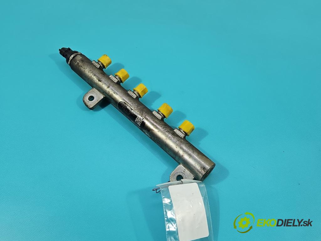 Fiat Croma II 2005-2010 1.9 jtd 120 HP manual 88 kW 1910 cm3 5- lišta vstrekovacia 0445214095 (Vstrekovacia lišta)