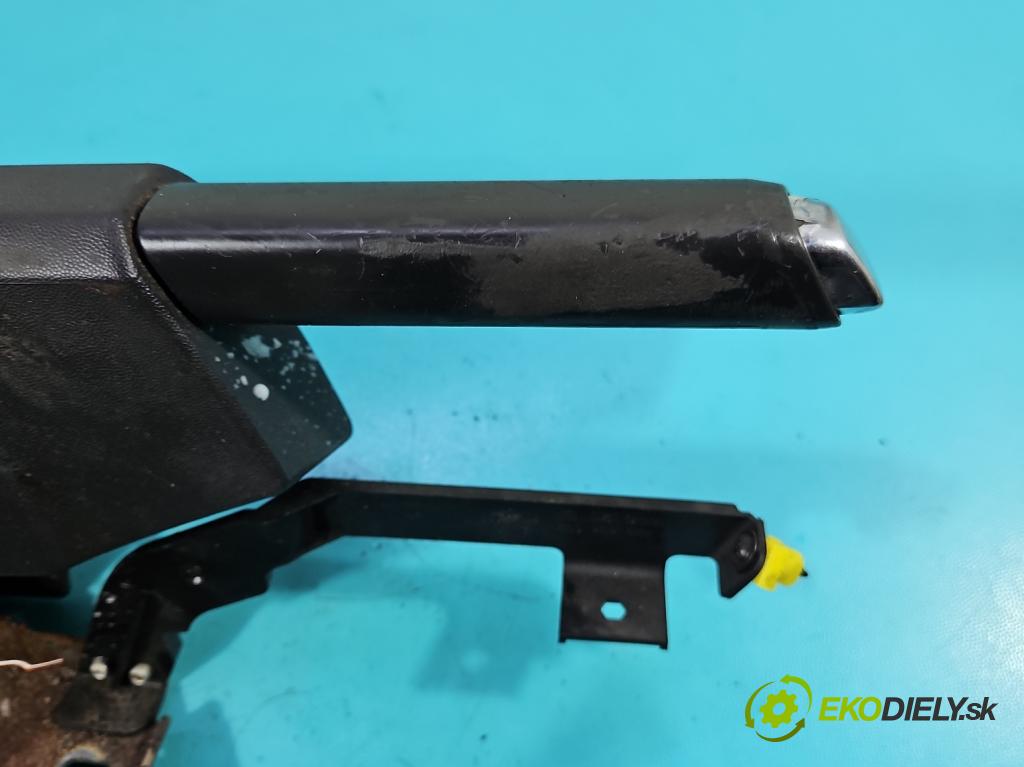 Opel Vectra C 2002-2008 1.9 cdti 150 hp manual 110 kW 1910 cm3 5- kulisa brzda: ručního