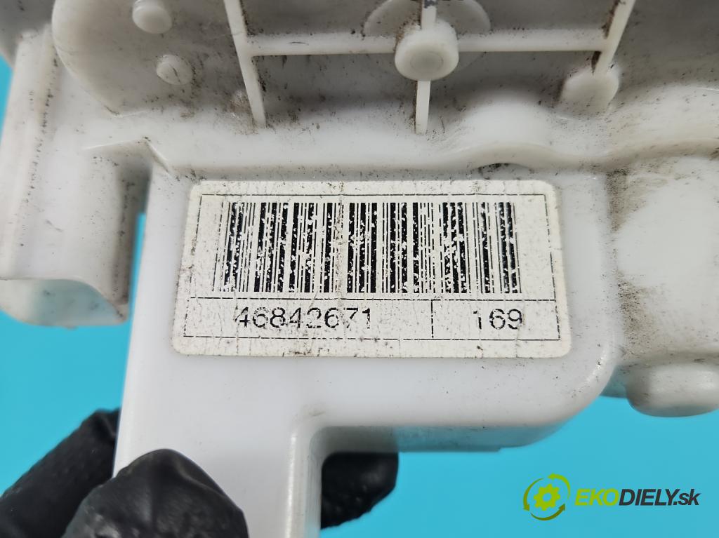 Fiat Panda II 2003-2012 1.1 54 hp manual 40 kW 1108 cm3 5- zámek přední levý 46842671