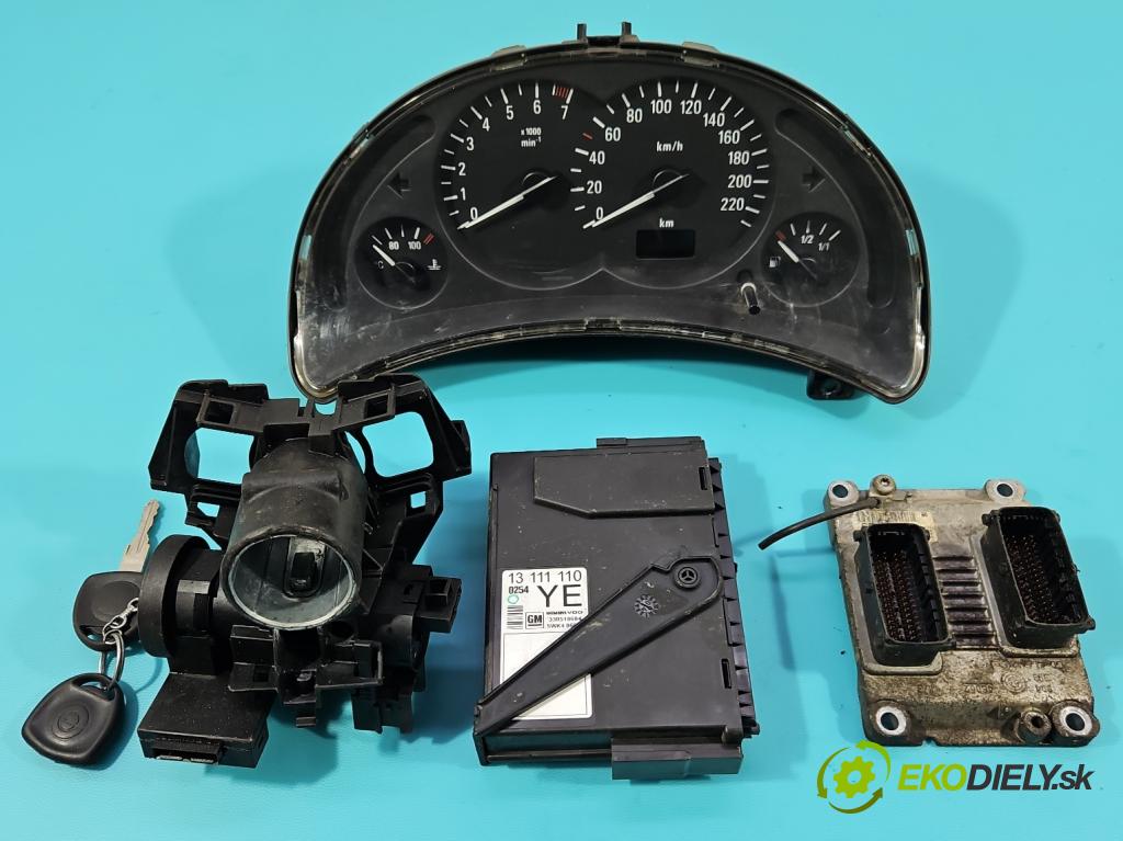 Opel Corsa C 2000-2006 1.2 16V 80 HP manual 59 kW 1229 cm3 3- riadiaca jednotka motora 0261208253