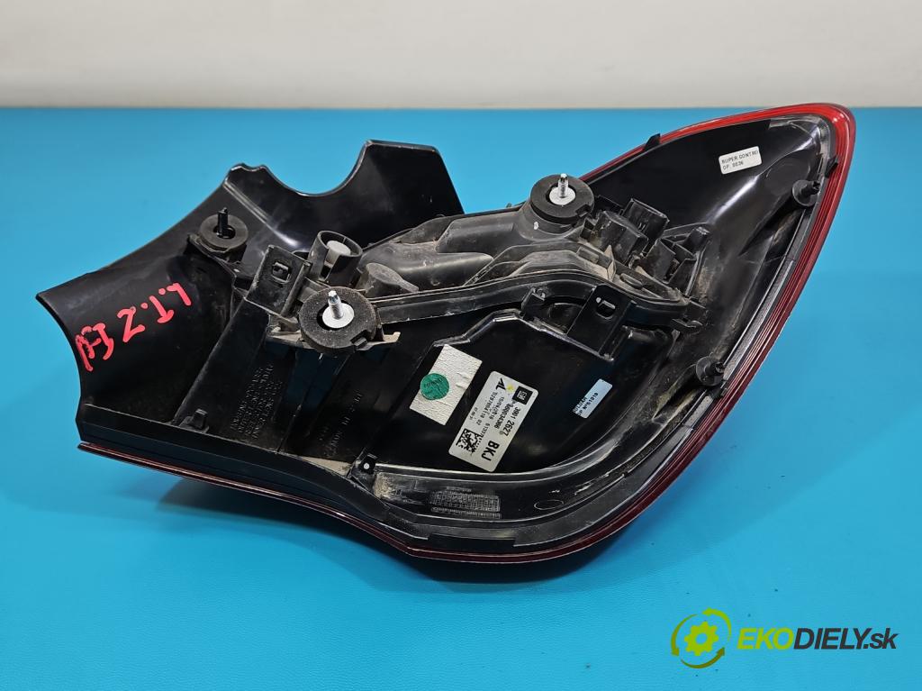 Opel Corsa E 2014-2019 1.3 cdti 75 HP manual 55 kW 1248 cm3 3- svetlo / reflektor zadné ľavé 39012627 (Kľučka dverí ostatné)
