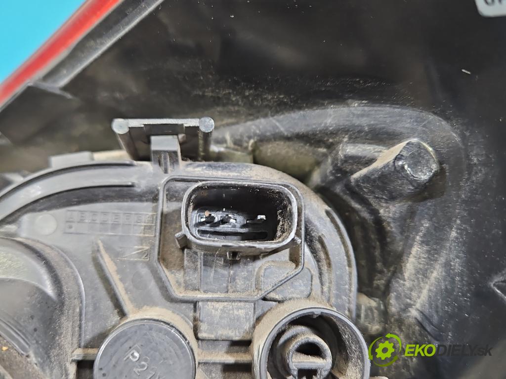 Opel Corsa E 2014-2019 1.3 cdti 75 HP manual 55 kW 1248 cm3 3- svetlo / reflektor zadné ľavé 39012627 (Kľučka dverí ostatné)