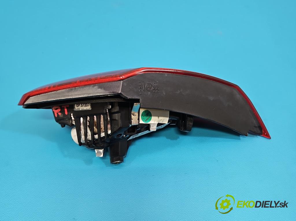Opel Corsa E 2014-2019 1.3 cdti 75 HP manual 55 kW 1248 cm3 3- svetlo / reflektor zadné pravé 39012630 (Kľučka dverí ostatné)