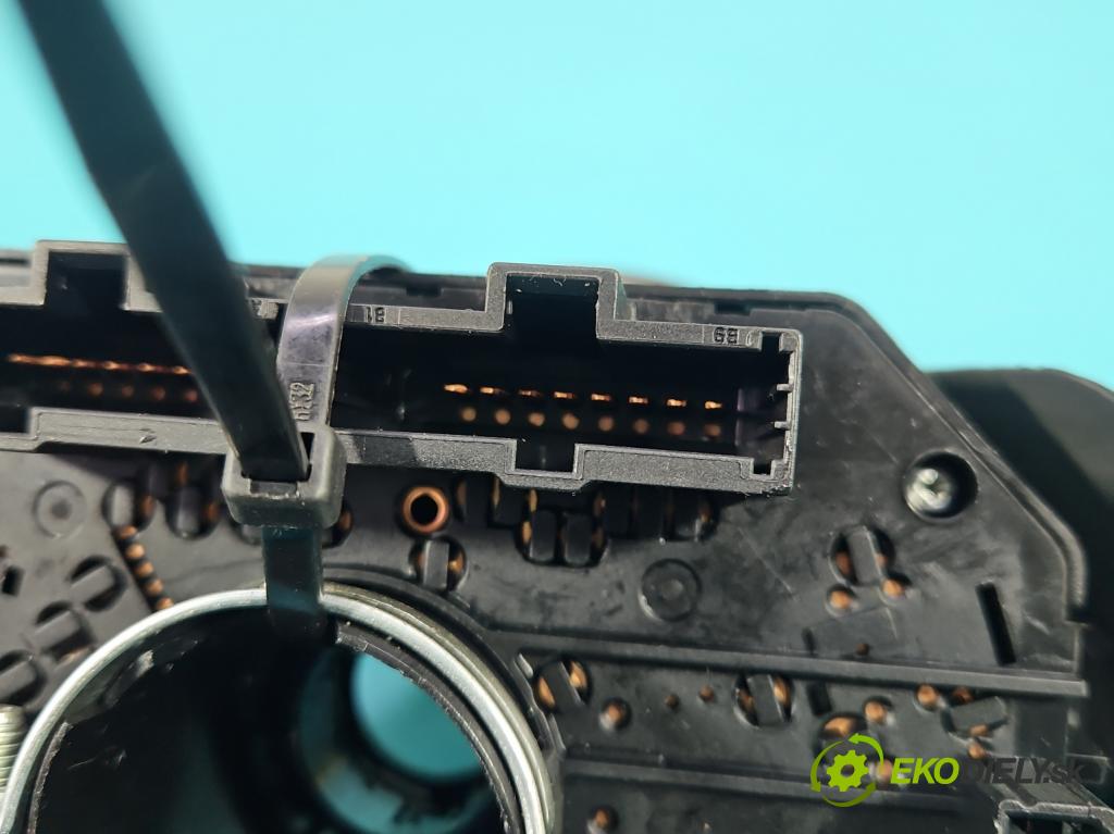 Fiat Panda II 2003-2012 1.1 54 HP manual 40 kW 1108 cm3 5- prepínač komplex: 735444633 (Prepínacie páčky pod volantom)