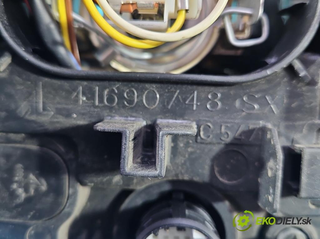 Fiat Panda II 2003-2012 1.1 54 hp manual 40 kW 1108 cm3 5- světlo levý  (Klika dveří ostatní)