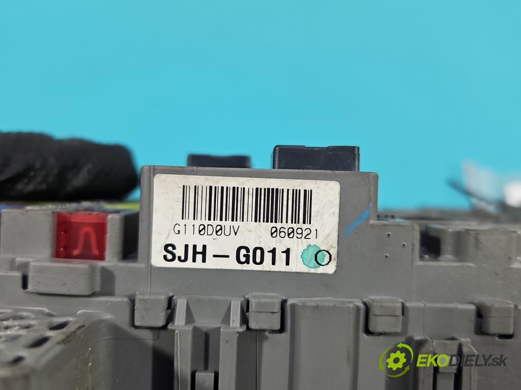 Honda Fr-v 2.2 i-ctdi: 140 hp manual 103 kW 2204 cm3 5- skříňka pojistková 38650-SJD-G01 (Pojistková skříňka)
