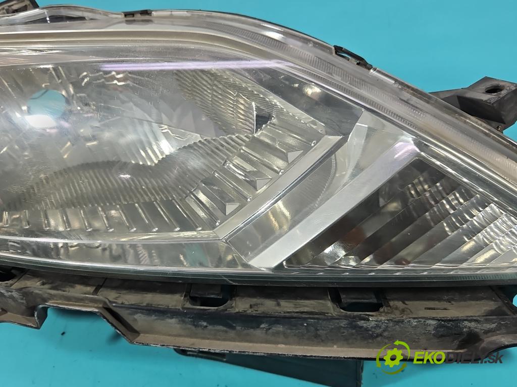 Honda Fr-v 2.2 i-ctdi: 140 hp manual 103 kW 2204 cm3 5- světlo pravý  (Pravé přední světlo)