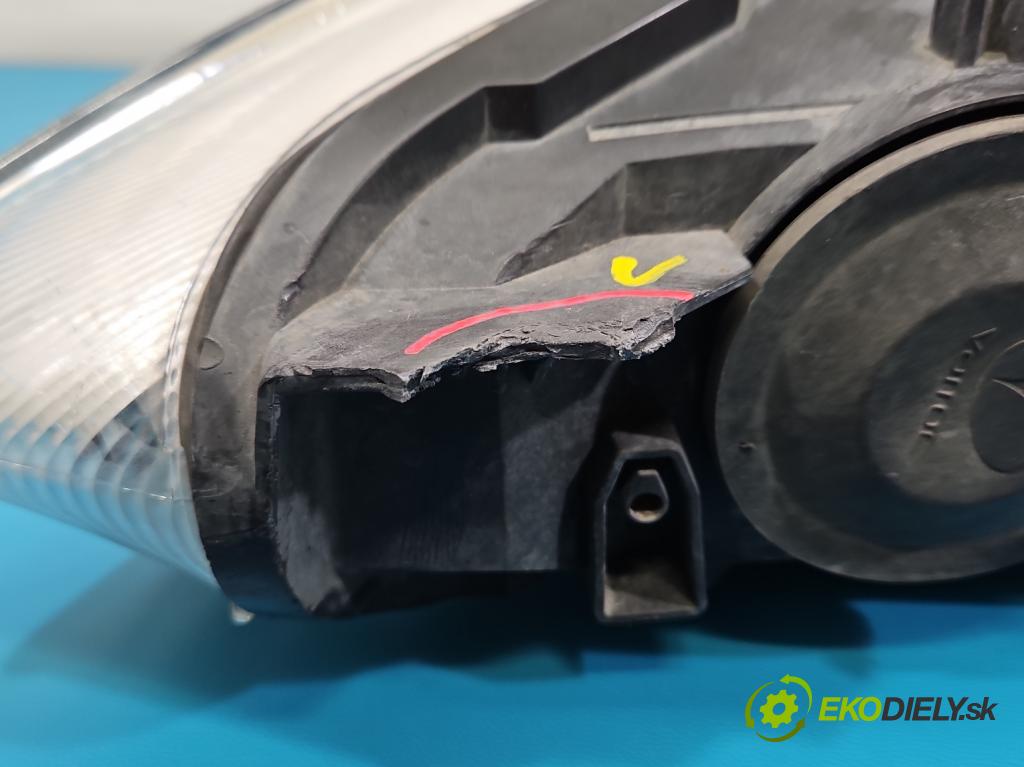 Ford Focus Mk3 2010-2018 1.6 tdci 95 hp manual 70 kW 1560 cm3 5- světlo pravý F1EB-13W029-NB (Pravé přední světlo)