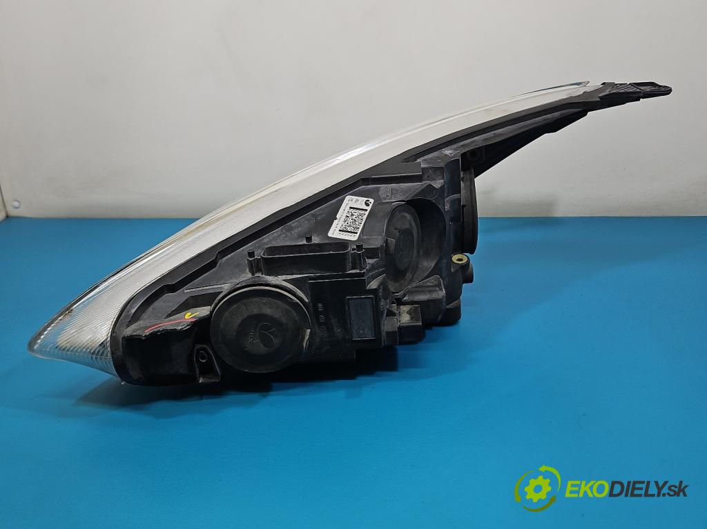 Ford Focus Mk3 2010-2018 1.6 tdci 95 hp manual 70 kW 1560 cm3 5- světlo pravý F1EB-13W029-NB (Pravé přední světlo)