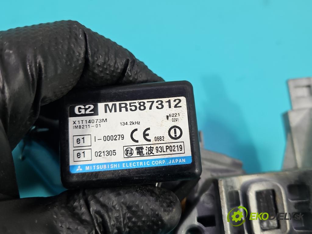 Mitsubishi Outlander I 2003-2006 2.0 16V 136hp manual 100 kW 1997 cm3 5- řídící jednotka motoru 1860A154