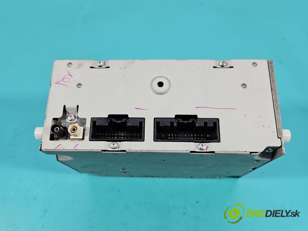 Ford Focus Mk3 2010-2018 1.6 tdci 95 hp manual 70 kW 1560 cm3 5- Radio továrna: F1BT-18C815-GG