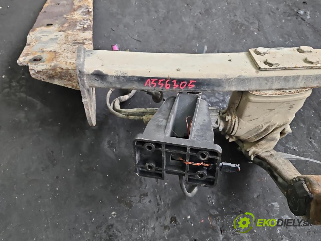 Opel Vectra C 2002-2008 1.9 cdti 150 HP manual 110 kW 1910 cm3 5- Hák: vlečení:  (Ťažné zariadenie)