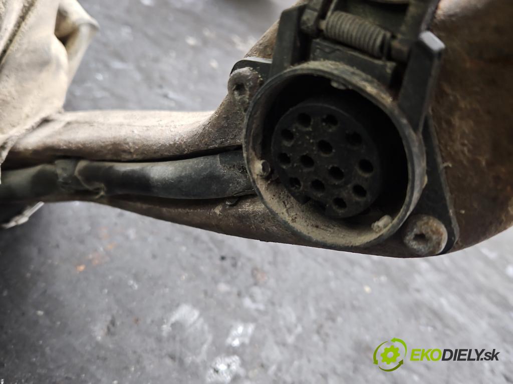 Opel Vectra C 2002-2008 1.9 cdti 150 HP manual 110 kW 1910 cm3 5- Hák: vlečení:  (Ťažné zariadenie)