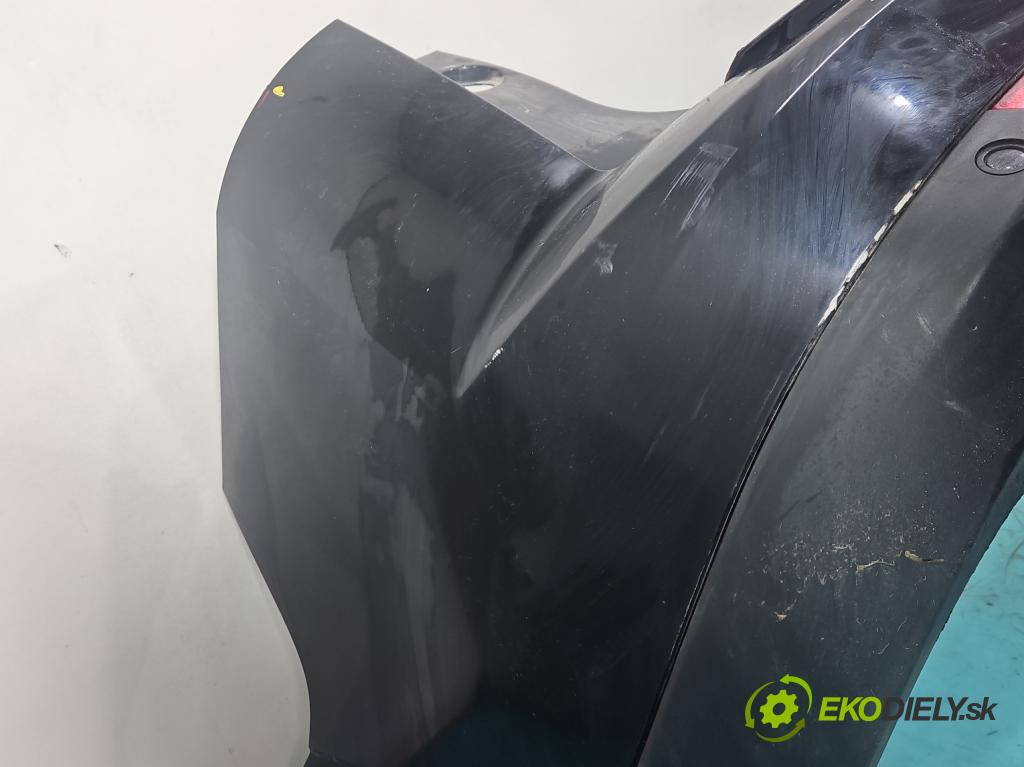 Opel Vectra C 2002-2008 1.9 cdti 150 hp manual 110 kW 1910 cm3 5- nárazník zadní  (Klika dveří ostatní)