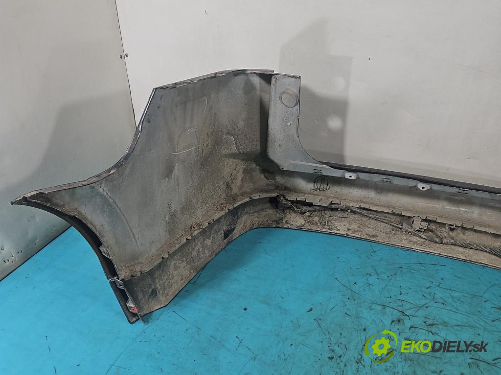 Opel Vectra C 2002-2008 1.9 cdti 150 hp manual 110 kW 1910 cm3 5- nárazník zadní  (Klika dveří ostatní)