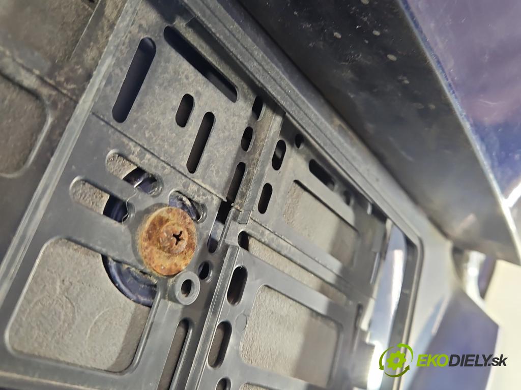 Ford Focus Mk3 2010-2018 1.6 tdci 95 HP manual 70 kW 1560 cm3 5- zadna kufor  (Kapota zadná (kufor))