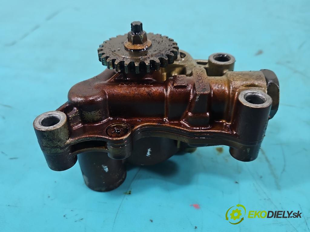 Nissan Qashqai I J10 2006-2013 1.6 16V 117 hp manual 86 kW 1598 cm3 5- čerpadlo olej:  (Olejové čerpadlo)