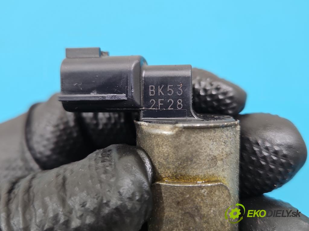 Nissan Qashqai I J10 2006-2013 1.6 16V 117 HP manual 86 kW 1598 cm3 5- snímač časovanie načasovanie