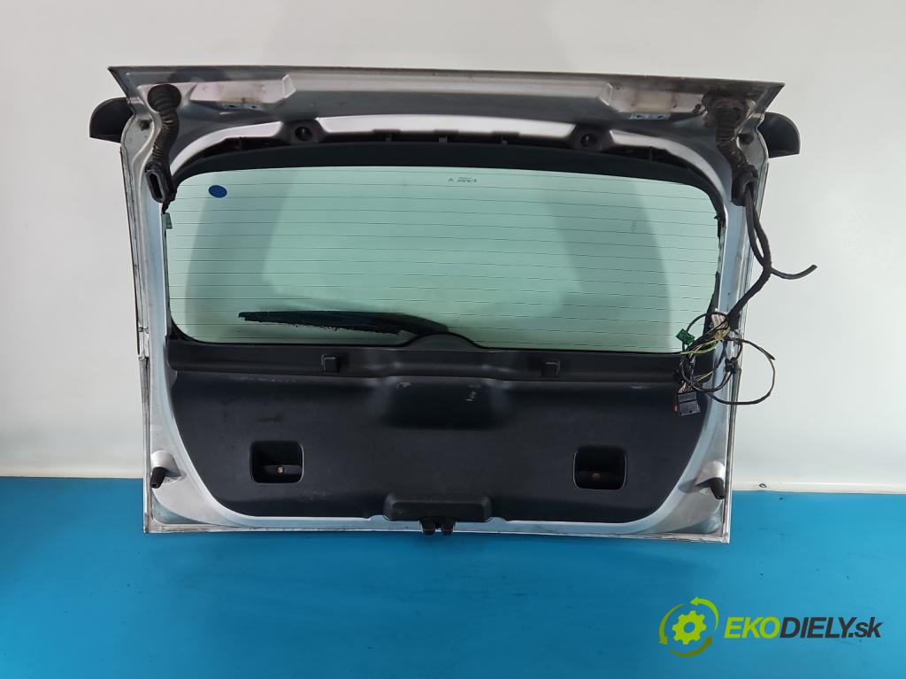 Citroen C4 I 2004-2011 1.6 hdi 90 HP manual 66 kW 1560 cm3 5- zadna kufor (Kapota zadná (kufor))